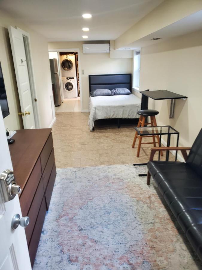 Sts - Single Traveler Studio -Black Door Washington Esterno foto